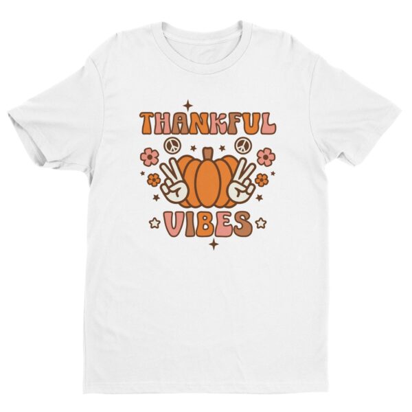 Thankful Vibes | Cute Hippie Thanksgiving and Fall T-shirt