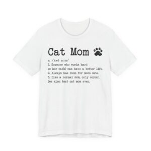 Funny Cat Mom Definition T-shirt