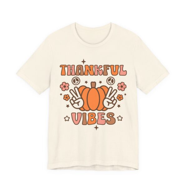 Thankful Vibes | Cute Hippie Thanksgiving and Fall T-shirt
